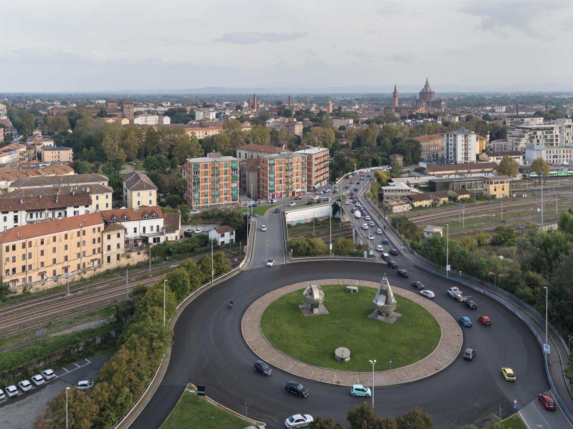 Lory House By Holiday World Apartment Pavia Exterior photo